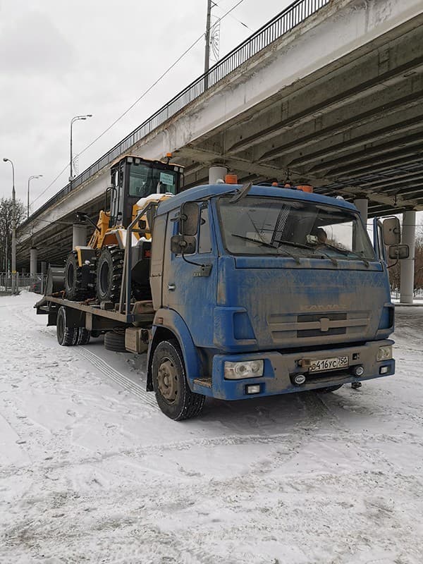 Отгрузка фронтального погрузчика HZM XC300 в г. Москва клиенту