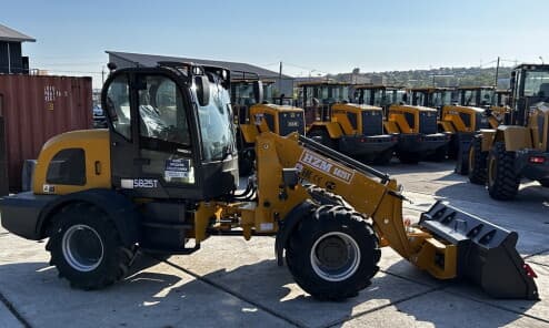 Фронтальный погрузчик HZM S825T